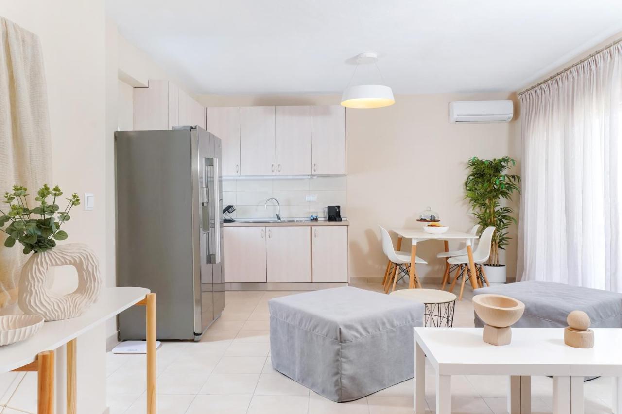 Nefeli Fresh Guesthouses By Del Mare 프리노스 외부 사진
