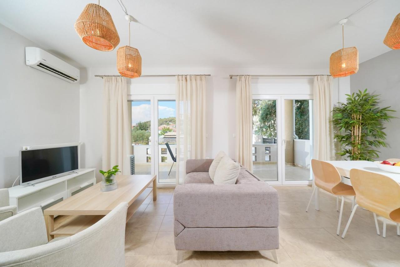 Nefeli Fresh Guesthouses By Del Mare 프리노스 외부 사진