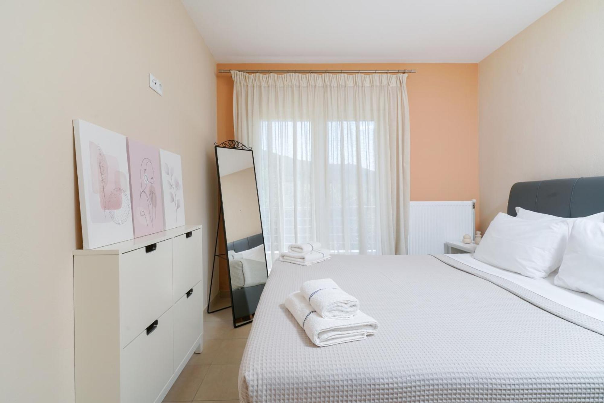 Nefeli Fresh Guesthouses By Del Mare 프리노스 외부 사진